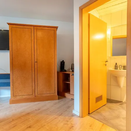 Ferien & Business Hohenfels Apart Otel *